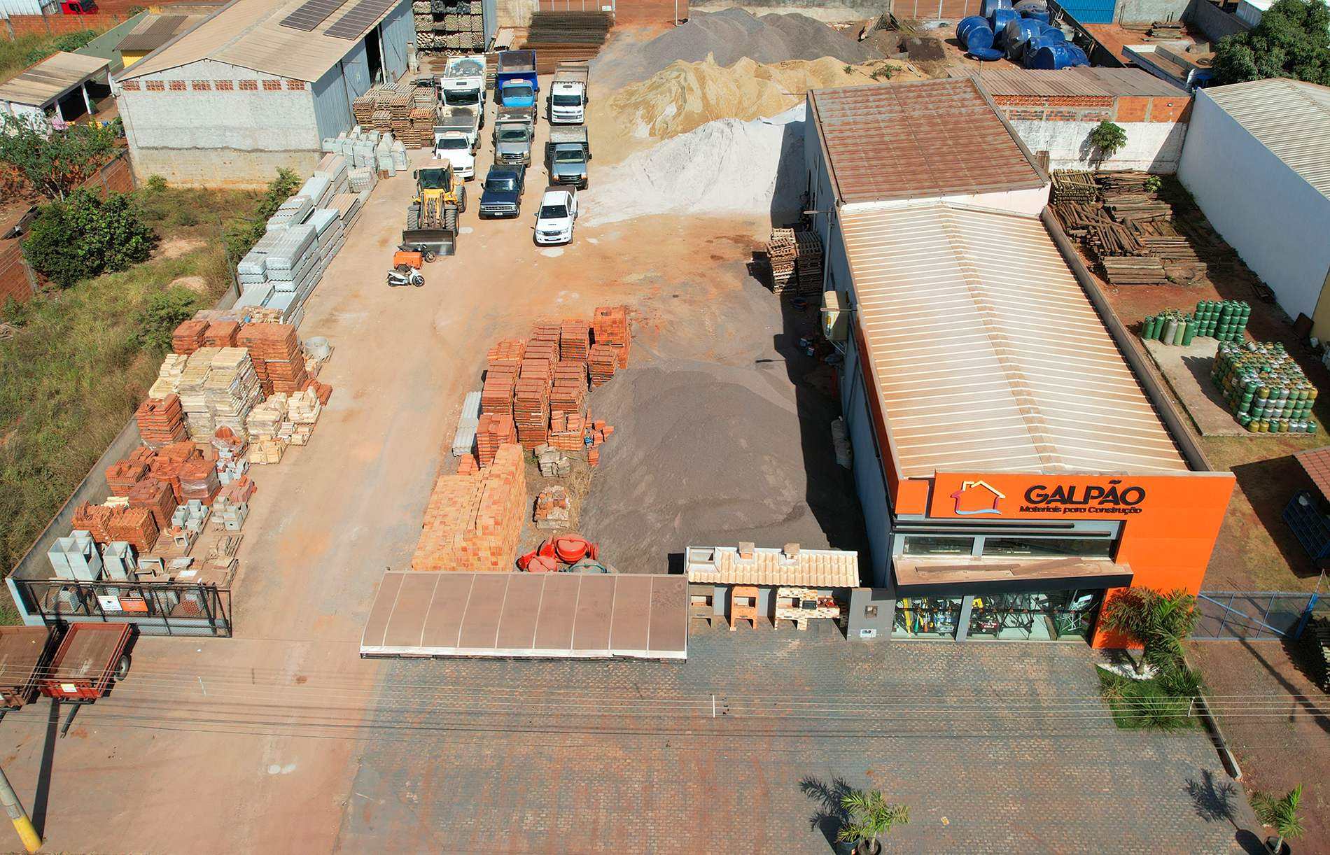 Fachada Galpão Home Center